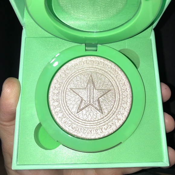 ๐NWT Stripper Magic Extreme Frost Highlighter by Jeffree Star! ๐ - Picture 1 of 10